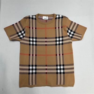 Burberry Tshirt